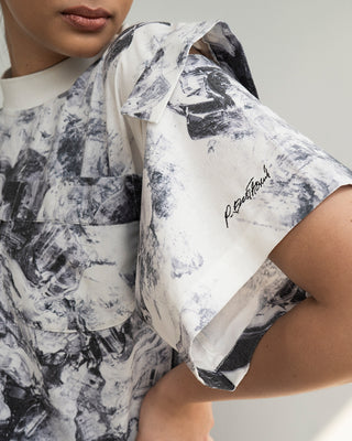 Zero-waste Printed Shirt with Pocket (Black or White)